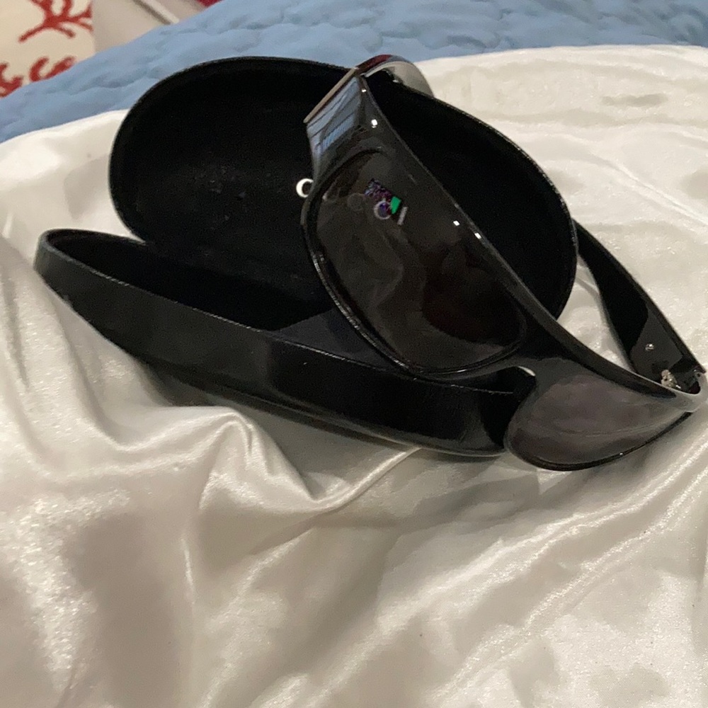 Authentic Unisex Gucci Sunglasses